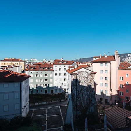 Le Finestre Boutique Apartments Trieste Exterior photo